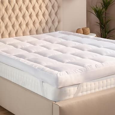 Slumberdown 10cm Mattress Topper Double Bed - Extra Deep Hotel Quality Super Soft & Comfy Box Stitched Microfibre Cover Double Mattress Topper - Easy Fit Straps, Hypoallergenic, Washable (135 x 190cm)