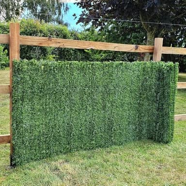 1m x 3m Artificial Conifer Leaf Hedge Screening, UV Protection Garden Privacy Screen Fence Panel Roll, Wall Decor for Outdoor Indoor, with 24 Cable Ties 2 U Shape Pegs